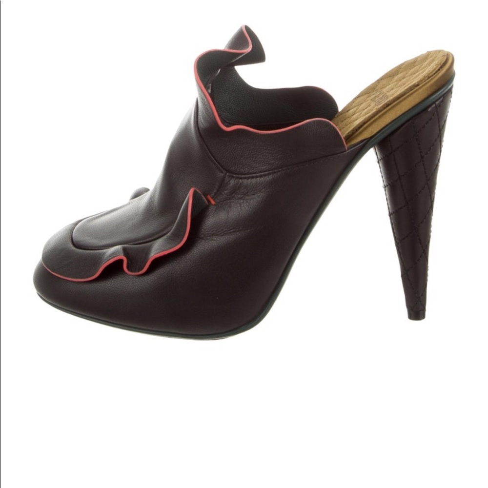Fendi Leather Ruffle-Accented Mules - Picture 4 of 13